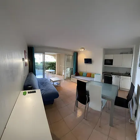 Apartment T2 Climatise Avec Piscine